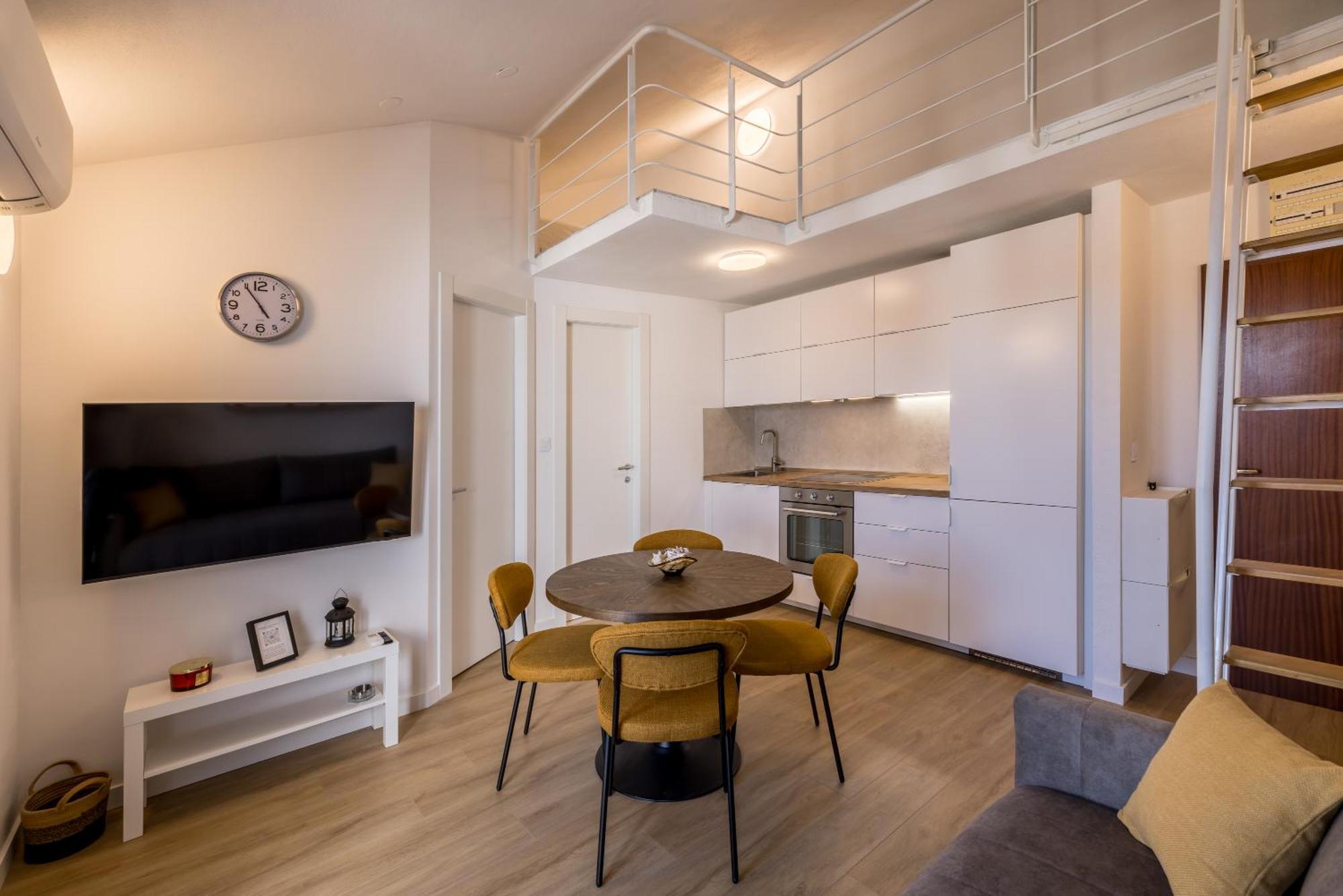Bolotel Family & Studio Stay Luaran gambar